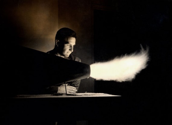 Cal MacCracken fires up first jet engine at GE
